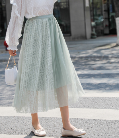 Sweet Star Mid-Length Pleated Flowy Fluffy Mesh Skirt